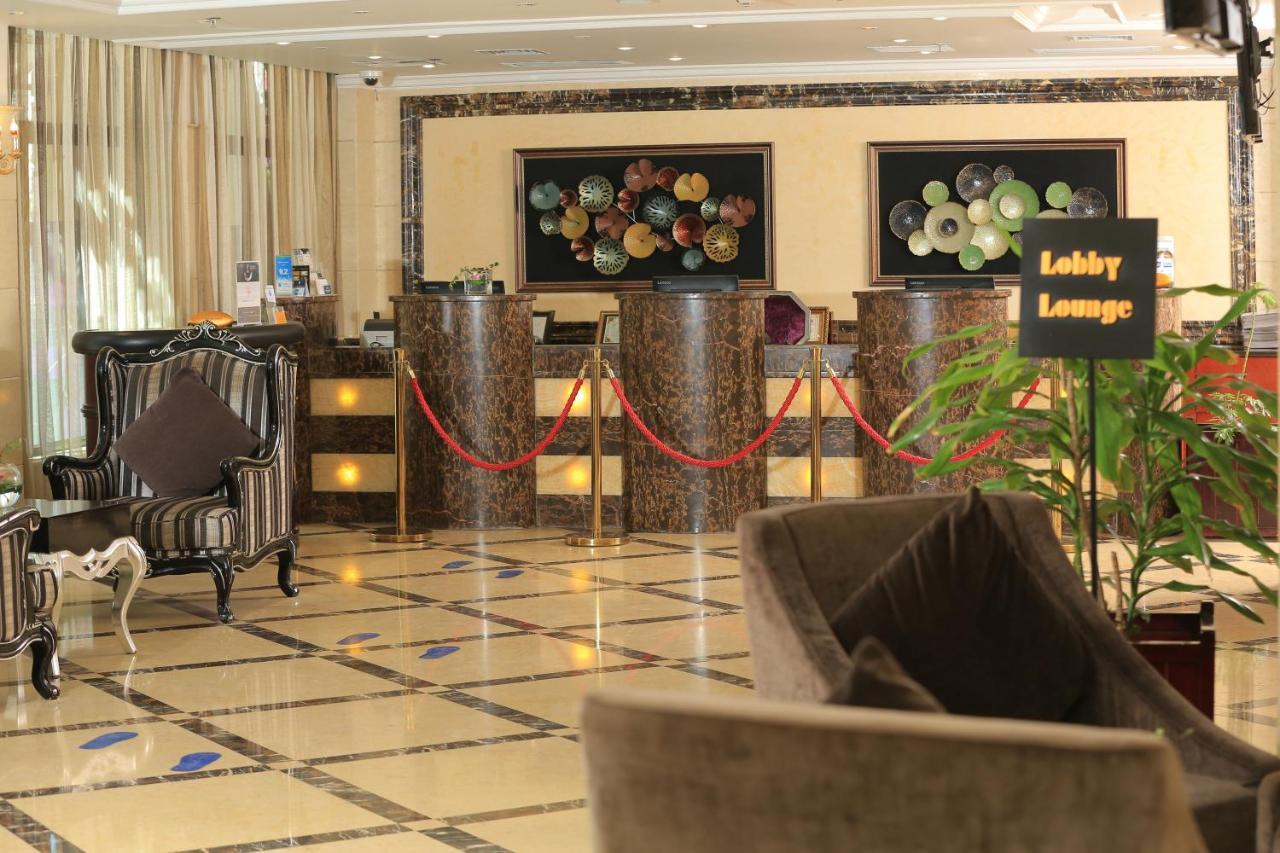 Golden Tulip Addis Ababa Hotel Екстериор снимка